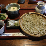 Edo Soba Nichigetsuan - お蕎麦と豆腐のセット