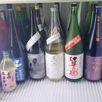 日本酒バー 六福 - 日本酒冷蔵庫3