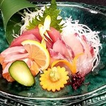 Assortment of three types of sashimi