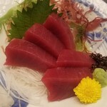 Single item sashimi (price varies depending on purchase)