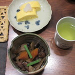 山荘無量塔 - 温かい出汁巻き、筑前煮