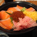 海鮮茶屋 一鮮 - 【2020.6.4(木)】セットのサーモン親子丼
