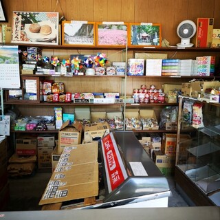 山川屋菓子店_2