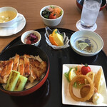 ダイニングカフェ クレメント - 