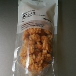 無印良品 - 料理写真:素材を生かした米菓 黒こしょう