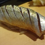 鮨屋とんぼ - こはだ