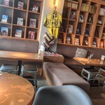 武相庵 LIBRARY＆HOSTEL - ソファー席