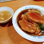 南南 - 扣肉檜飯 (厚切りバラ肉かけごはん) 850円・税込