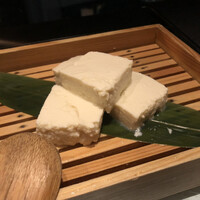 ダイナミックキッチン＆バー 響 カレッタ汐留店  - ざる豆腐