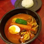 ダッチオーブン - チキン野菜きのこのスープカレー 1150円