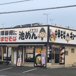 豚骨ラーメンとまぜそば 池めん - 2020/06/04
            向かいのワークマンから