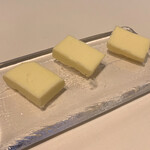 シェヌー - バターは個別に盛られていました！！