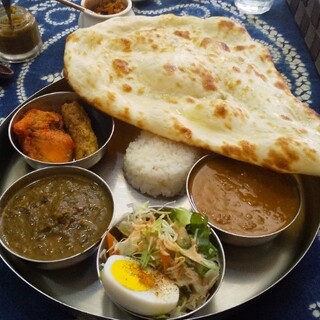梅田でおすすめの美味しいインドカレーをご紹介 食べログ 梅田でおすすめの美味しいインドカレーをご紹介 食べログ