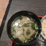Yakinikuhommamon - お味噌汁も具沢山