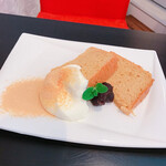 ワイズ カフェ - 