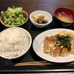Tane - カツ煮定食