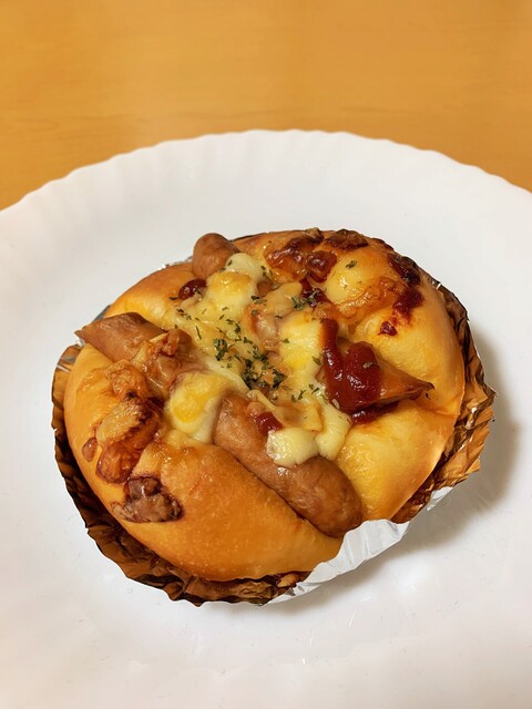 俊ちゃん 氷見 パン 食べログ