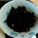徳市 - ひじきも体に良いです、美味しいです