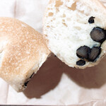 AOSAN - 黒豆パン 150円
