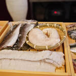 三笠鮨 - "魨精巣（まふぐのしらこ）"