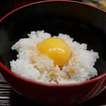 片折 - 卵かけ御飯