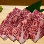 Yamagata beef marbled ribs 1,380 yen (1,518 yen including tax)