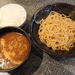 Tsukemembiton - 煮魚出し汁つけ麺