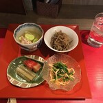 只今 - ランチ（税込み１２００円）につくおばんざい４種