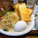 レンレンコーヒー - サラダには胡麻だれが