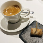 メゾン・バルサック - エスプレッソ　蕎麦粉のガレット　黒糖風味