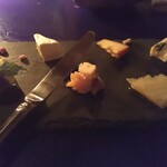 倫敦塔 - チーズの小盛り合わせ