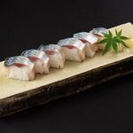 Issho mackerel Sushi