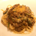 ラガッツァ - 粗挽き国産牛と法蓮草のボロネーゼ