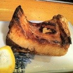 炭火焼 鳥つね - 備長炭で焼いたブリカマ