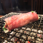 飛び牛出汁焼肉 舌賛 - 飛び牛出汁焼肉 舌賛 GEMS大門店(ぜっさん)(東京都港区芝大門)特製ネギタン塩