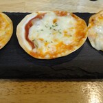 林屋酒店 - パリパリピザ