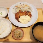 やよい軒 - 上空から　チキン南蛮定食