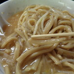 ラーメン二郎 - 箸より太い