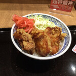 Yoshinoya - 唐揚げ丼458円+税