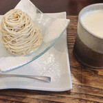 和栗や - モンブランデセル 茎ほうじ茶ラテセット(1273円＋税)