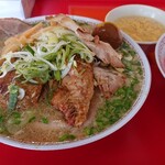 ラーメンスタンド とん平食堂 - パイカチャーシュー麺