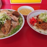 ラーメンスタンド とん平食堂 - 揃いました