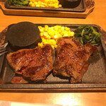 熟成牛ステーキ＆プレミアムハンバーグ Gottie'sBEEF - 