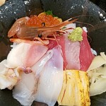 伝八寿し - 海鮮丼