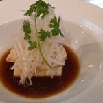 欣喜 - 小笠原産　尾長鯛の蒸し物　特製ソースがけ