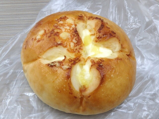 ジュリアン ベーカリー ファクトリー Julian Bakery Factory 鹿屋市その他 パン 食べログ