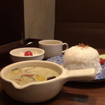 タイ料理＆アジアンダイニング スパイスリップ - グリーンカレーのランチセット