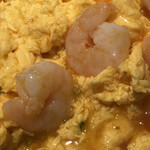 胡椒饅頭PAOPAO - 海老と玉子のチリソース　アップ