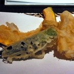 天ぷら＆フィッシュバル ころも - 天ぷら3点盛り（穴子一尾・かぼちゃ・ししとう）