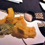 天ぷら＆フィッシュバル ころも - ピンク岩塩で頂きます